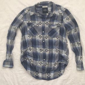 American Eagle blue and cream flannel